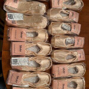 Pointe Shoes - Nikolay 7 XXX M  Brand NEW!